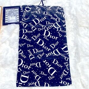 Dior NEW Monochrome Logo Dior Black and White Cosmetic-Case Bag Bigger 💃🏻❤️💃🏻